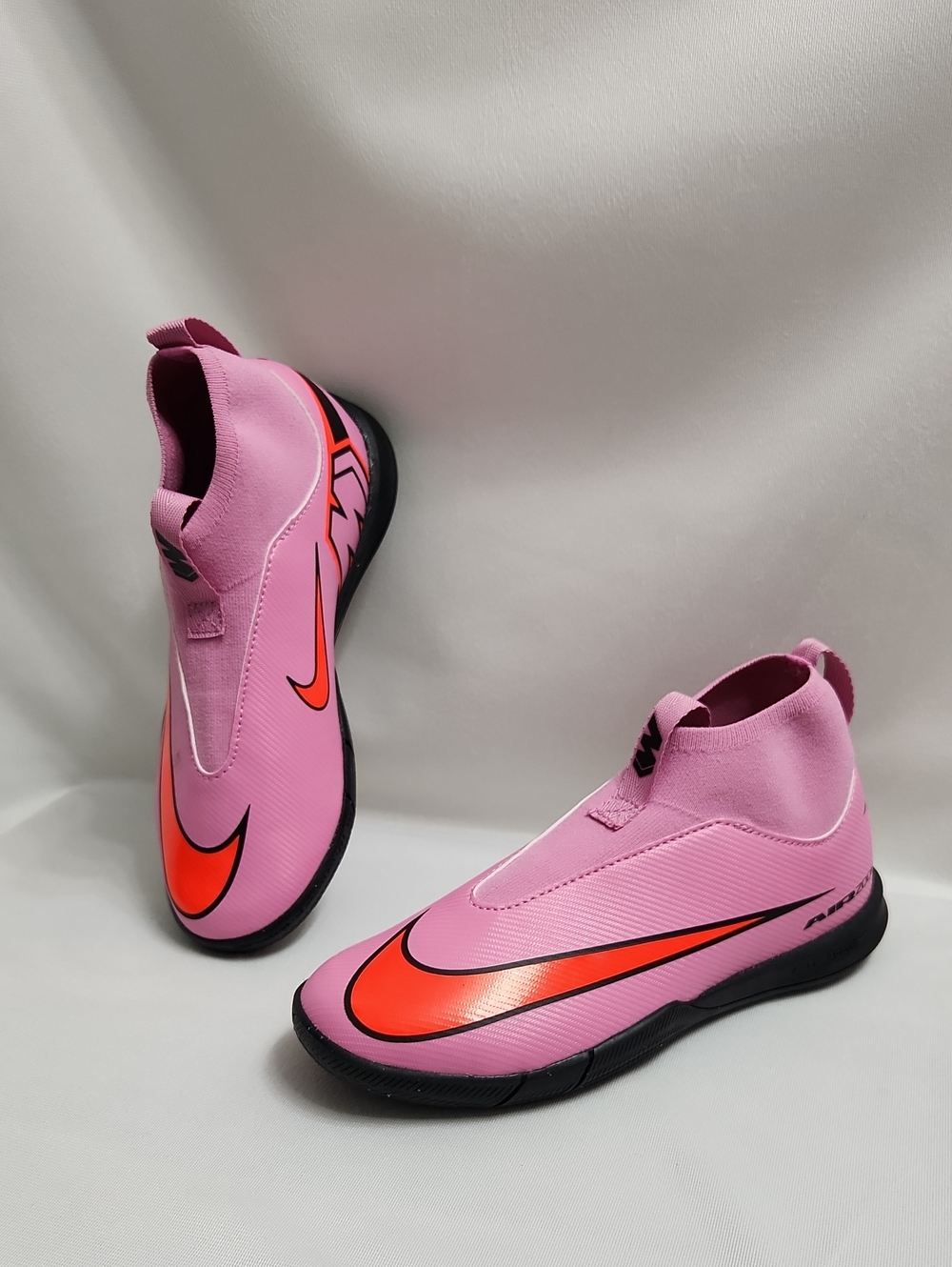Nike Jr. Mercurial Superfly 10 Academy Soccer Athletic Shoes Sneakers (Size 1Y)
